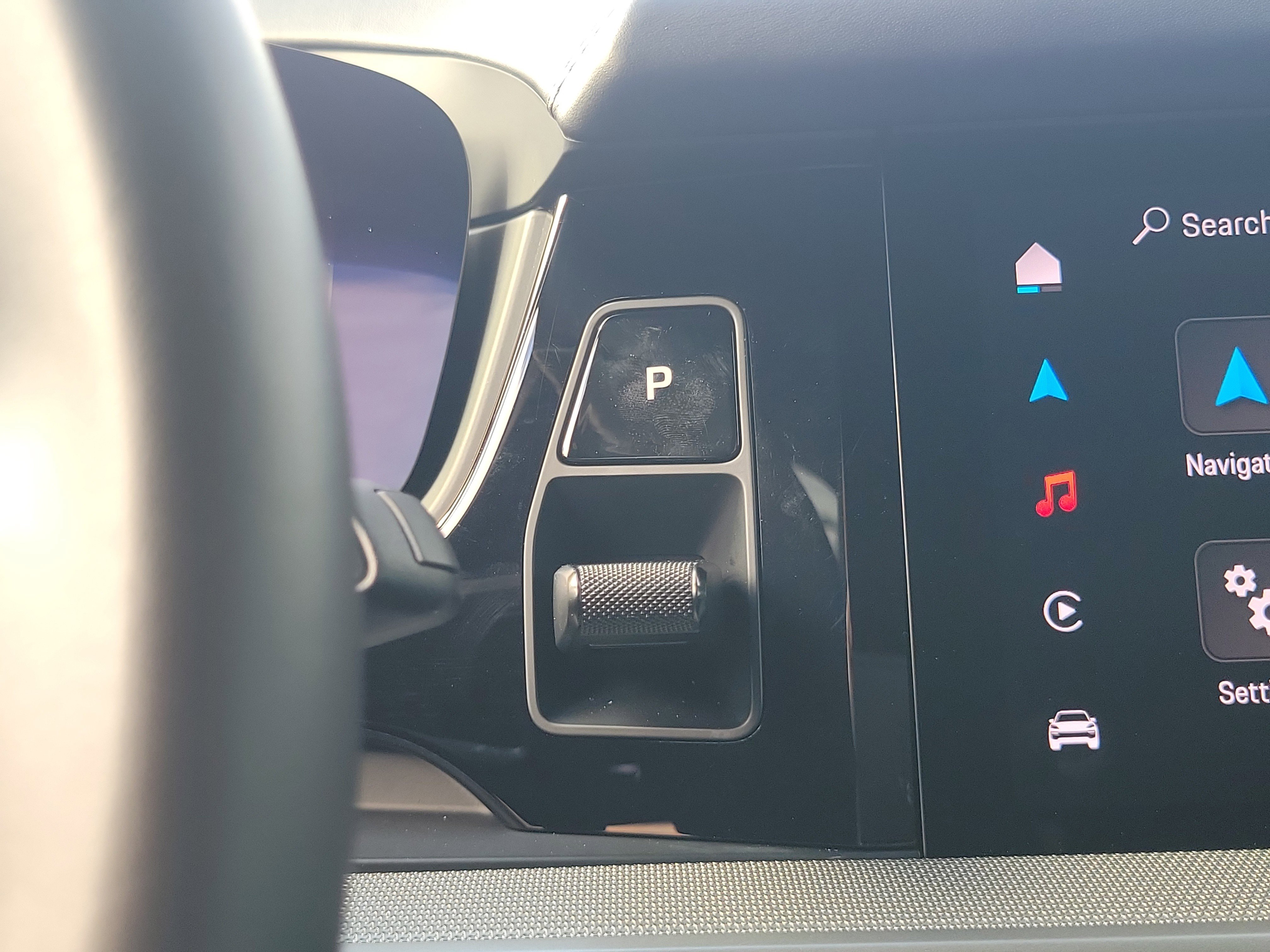 Used 2024 Porsche Cayenne S image 24