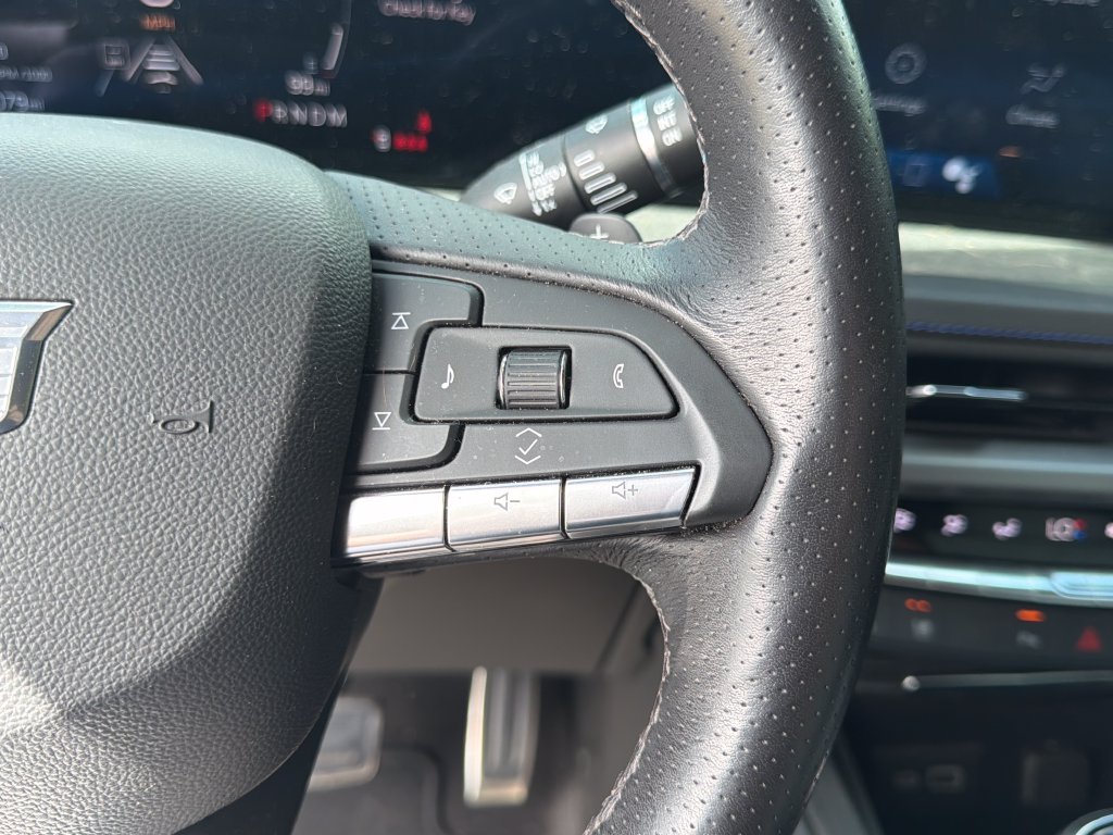 Used 2025 Cadillac XT4 Sport FWD image 20