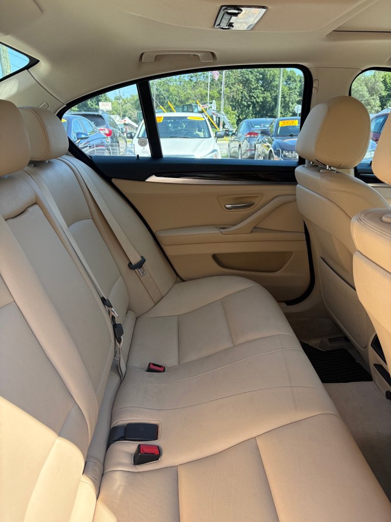 Used 2014 BMW 535i xDrive Sedan AWD/4WD image 11