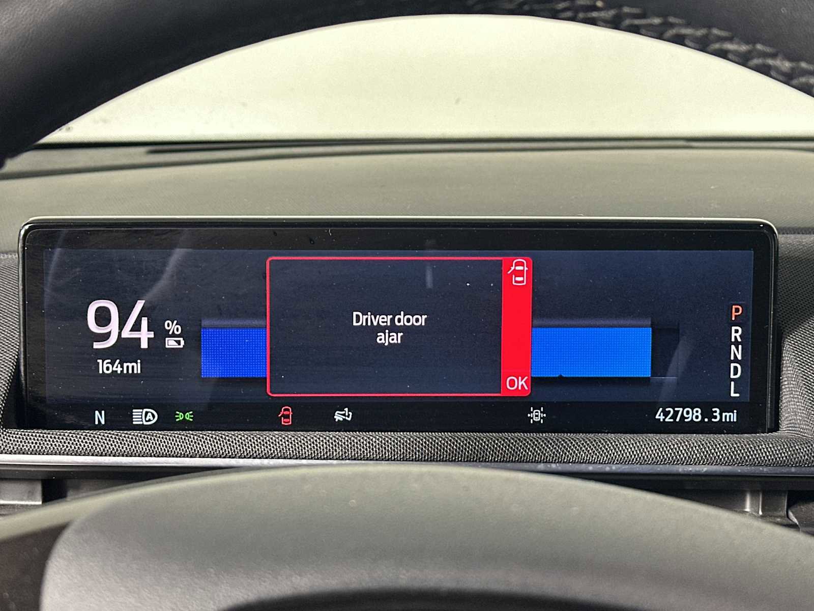 Used 2021 Ford Mustang Mach-E Select image 27