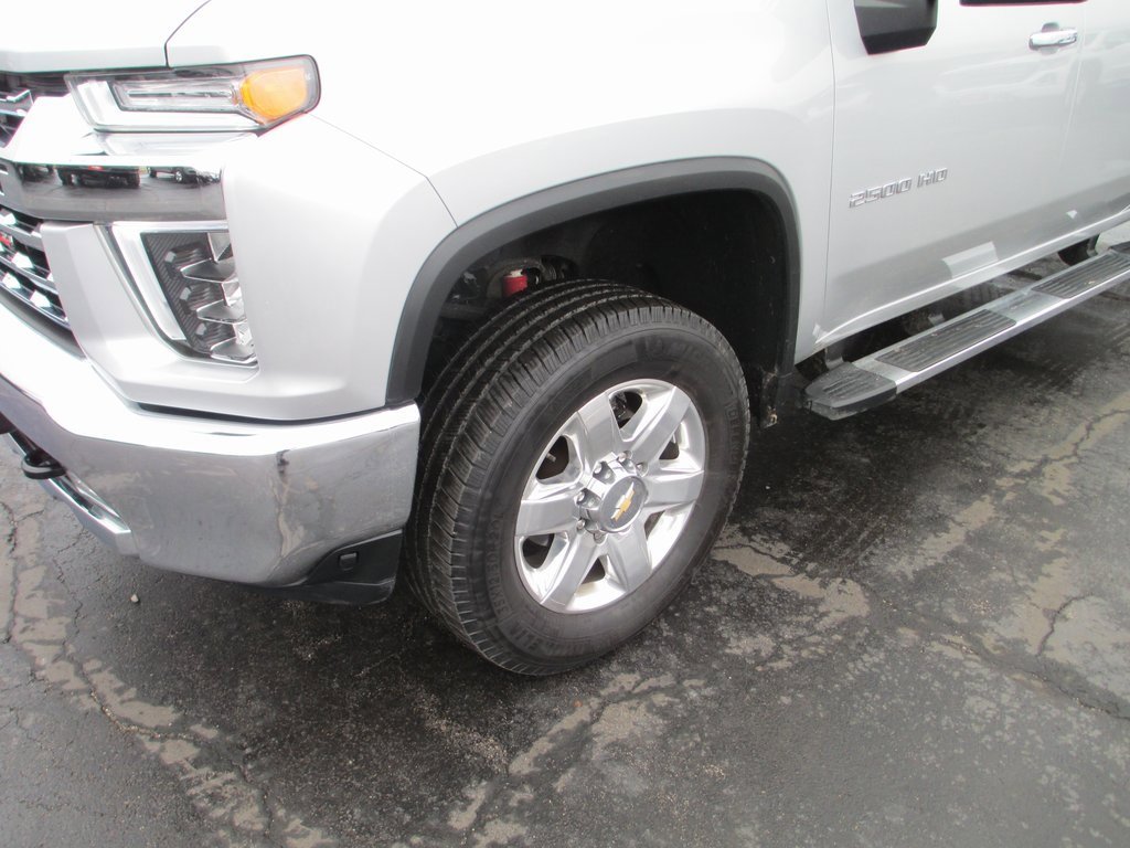 Used 2021 Chevrolet Silverado 2500 LTZ image 11
