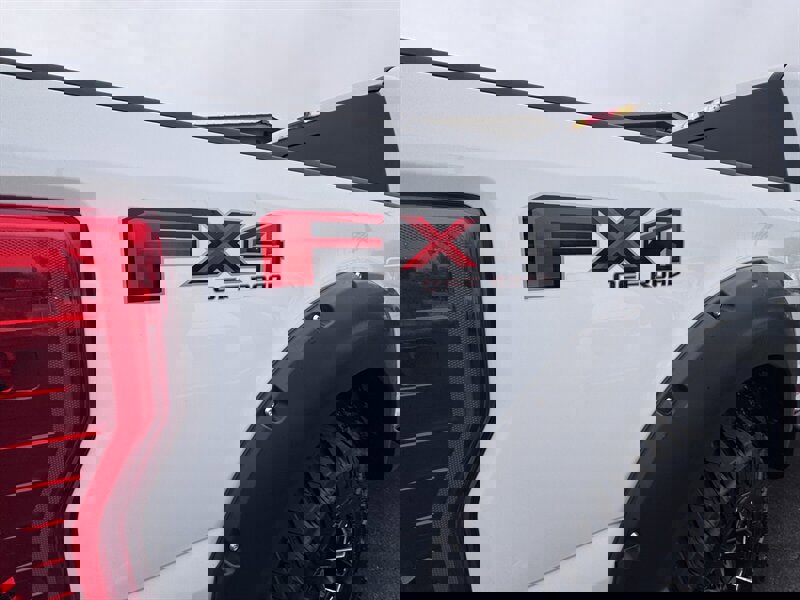 Used 2017 Ford F250 XLT w/ XLT Value Package image 17