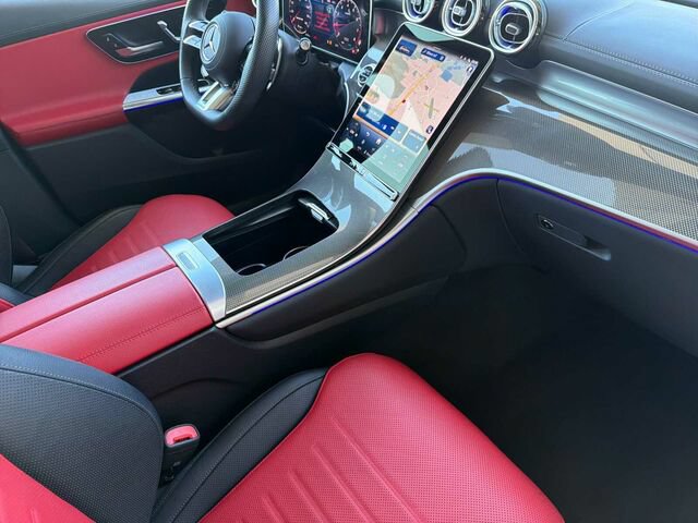 Certified 2025 Mercedes-Benz GLC 43 AMG 4MATIC image 18