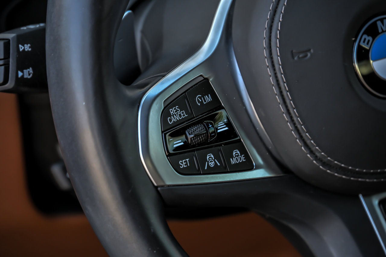 Used 2024 BMW M850i xDrive Convertible AWD/4WD image 36