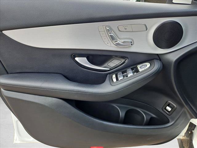 Used 2019 Mercedes-Benz GLC 300 image 11