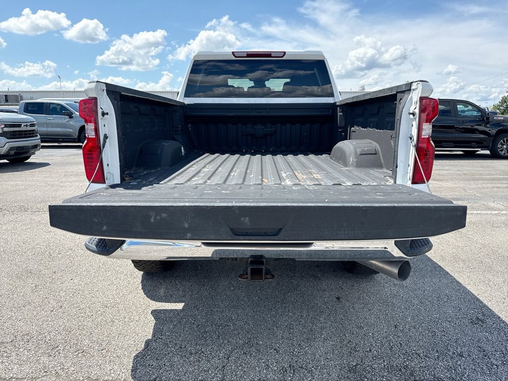 Used 2024 Chevrolet Silverado 2500 LT AWD/4WD image 24