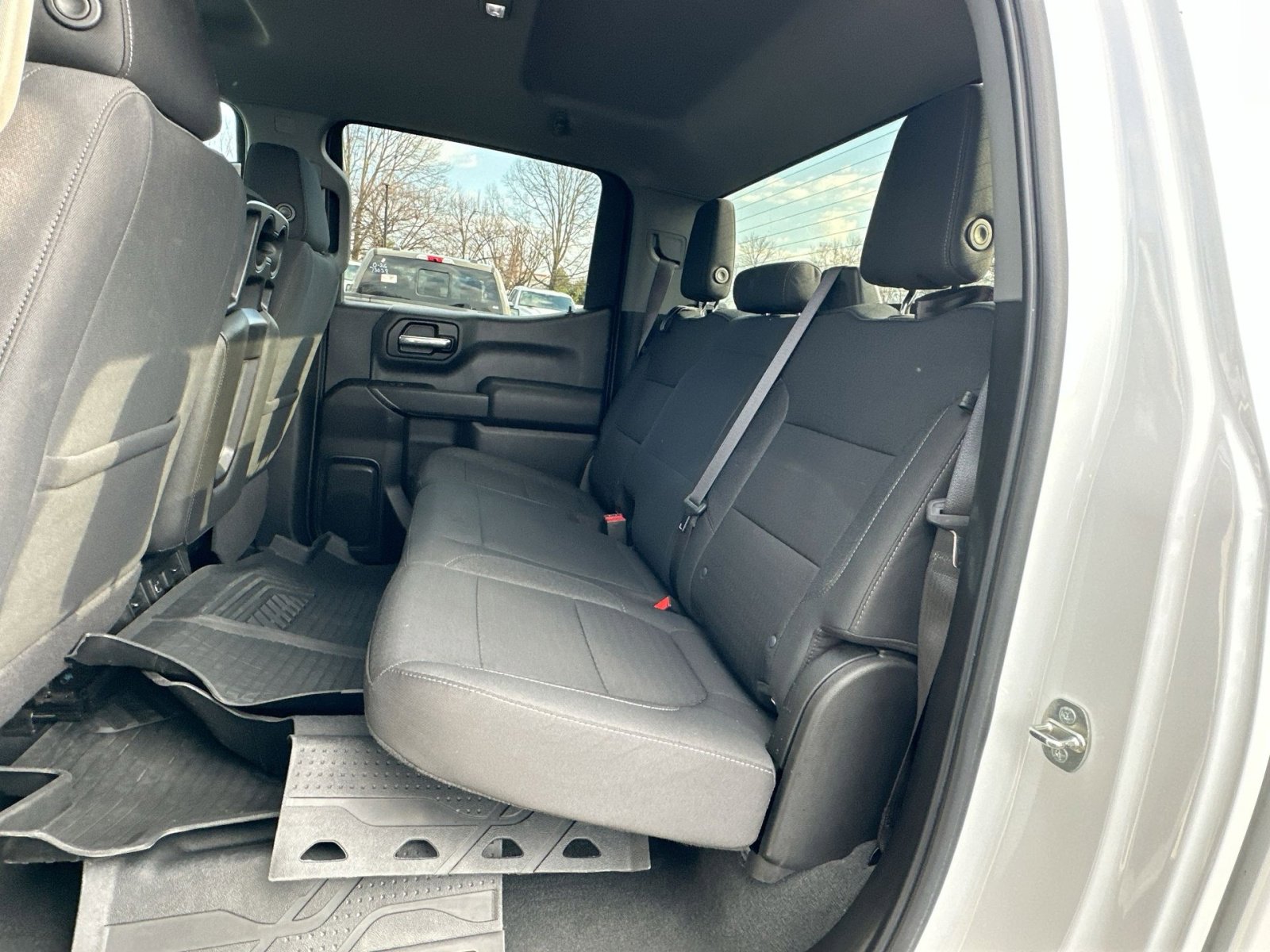 Used 2022 Chevrolet Silverado 1500 LT image 30