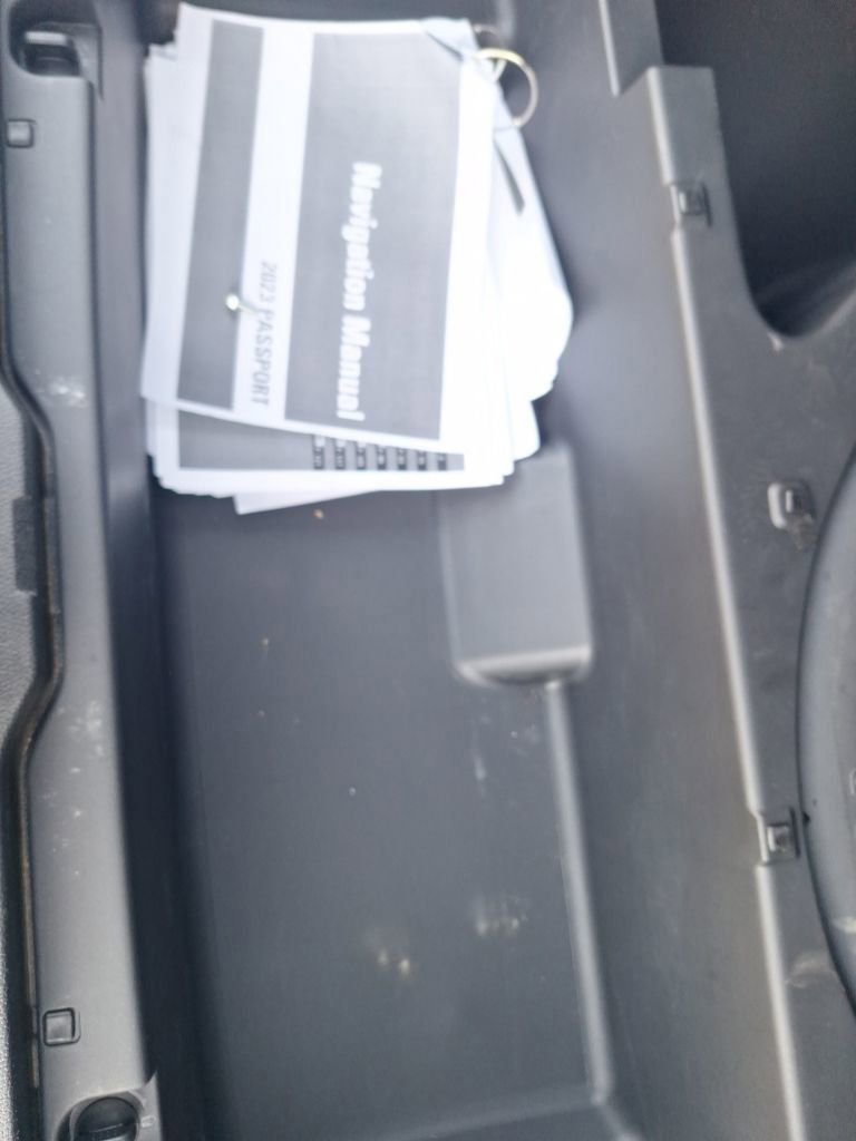 Used 2023 Honda Passport EX-L image 37