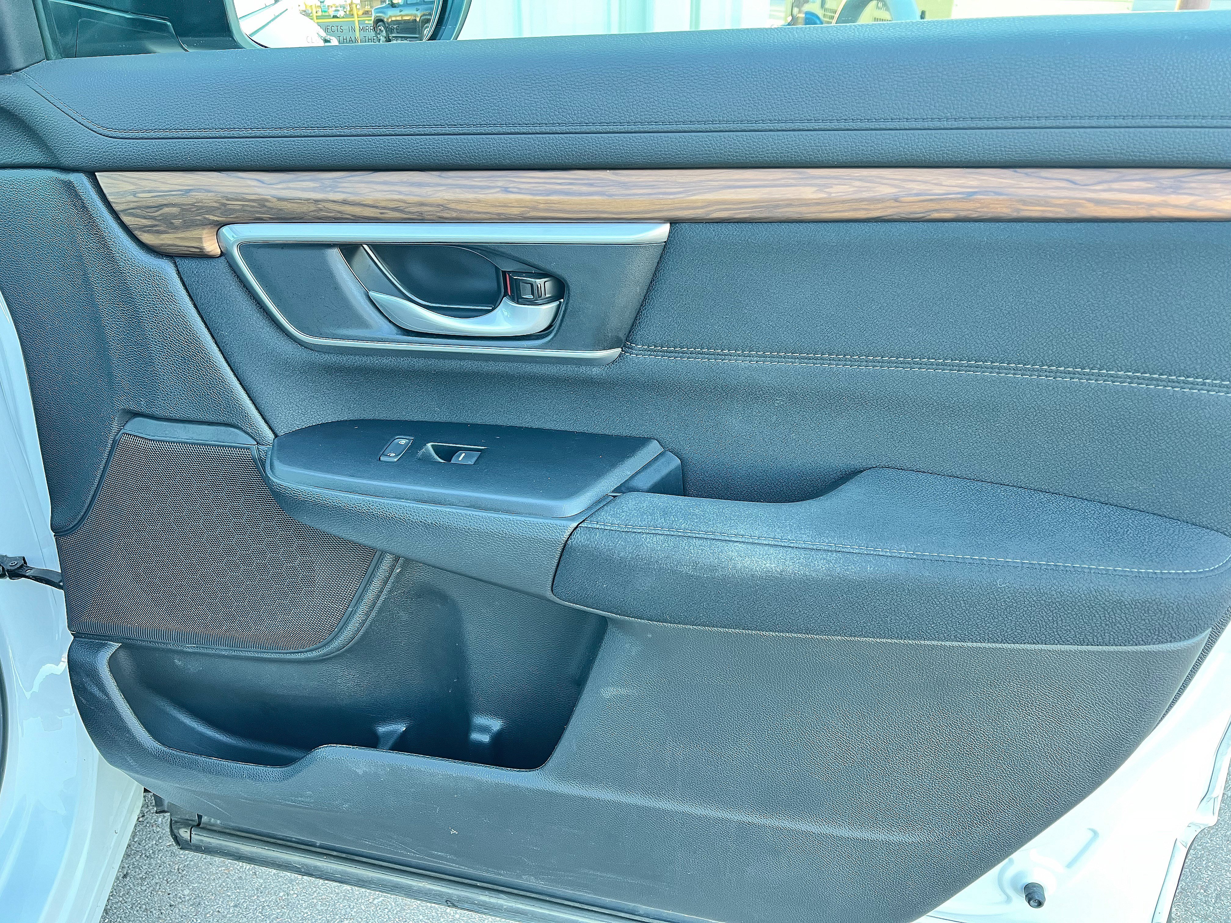 Used 2020 Honda CR-V EX image 28