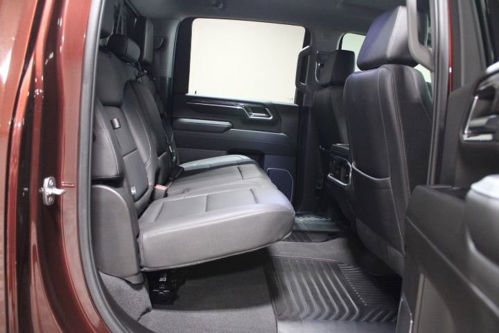 Used 2024 Chevrolet Silverado 2500 LTZ w/ LTZ Plus Package image 18