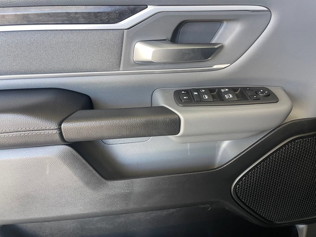 Used 2022 RAM 1500 Big Horn AWD/4WD image 7