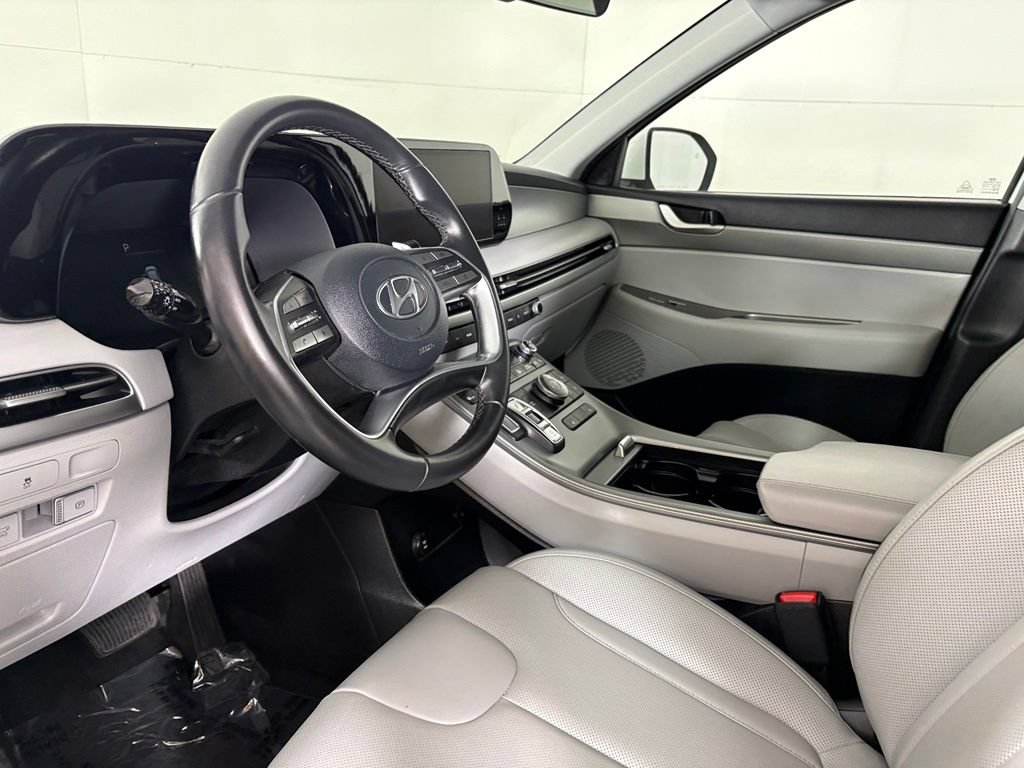 Used 2025 Hyundai Palisade SEL FWD image 23