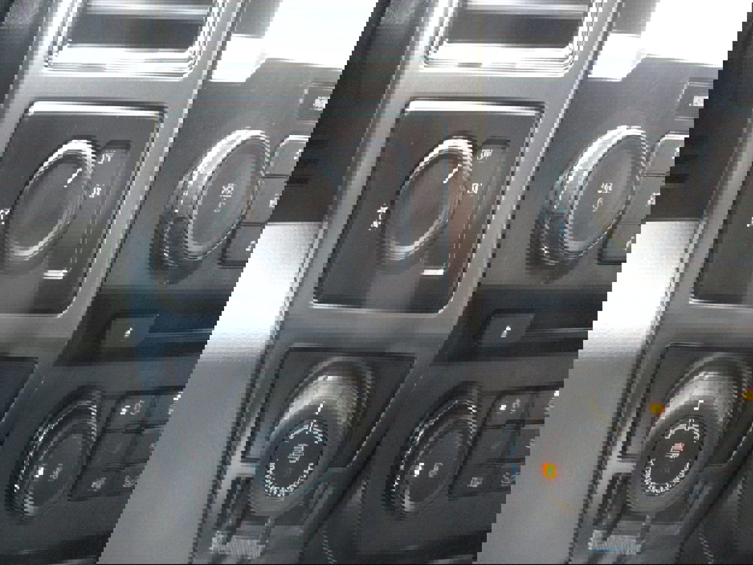 Used 2018 Ford F150 XLT w/ Equipment Group 302A Luxury image 24