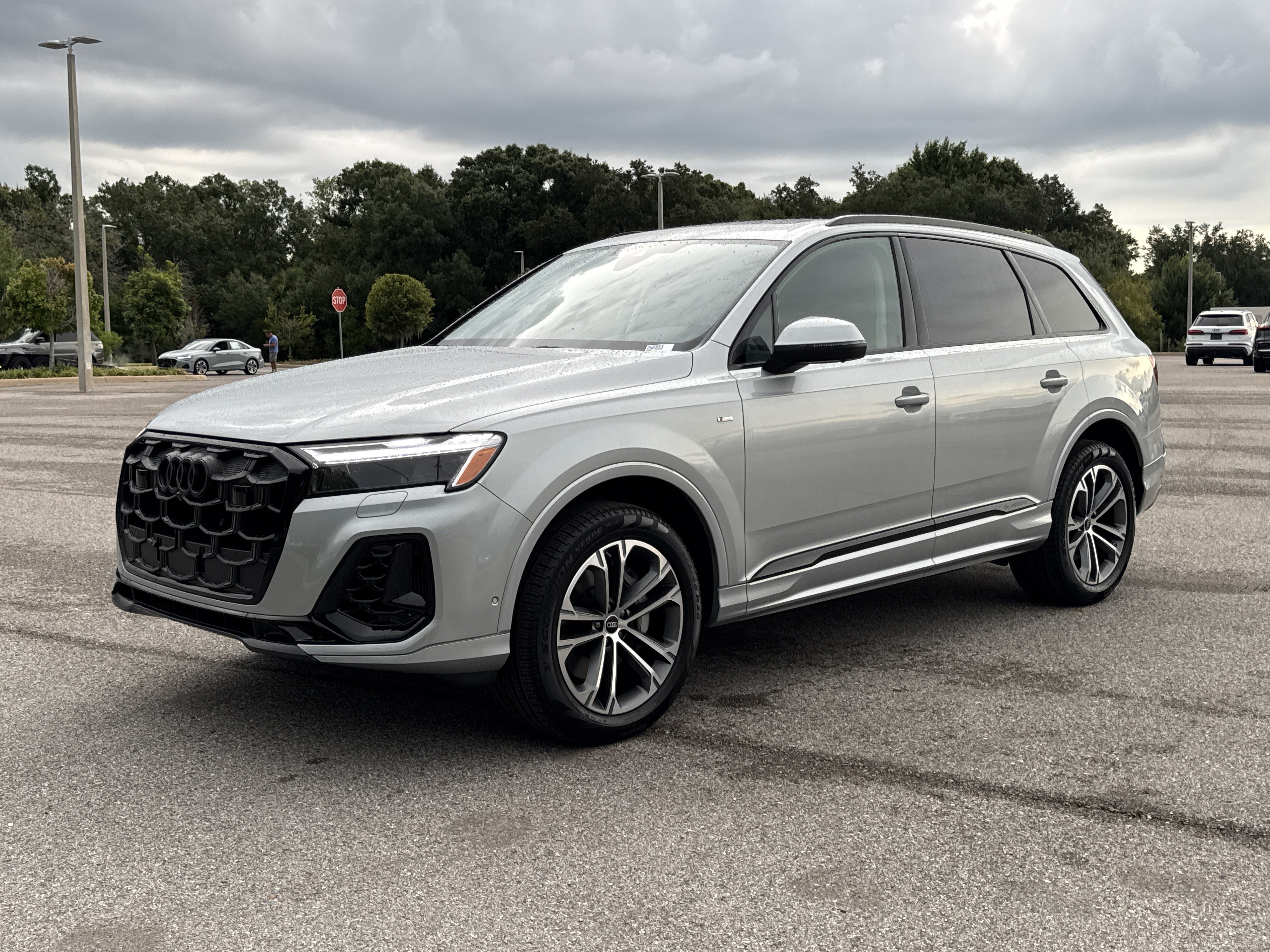 New 2026 Audi Q7 3.0T Premium AWD/4WD image 6