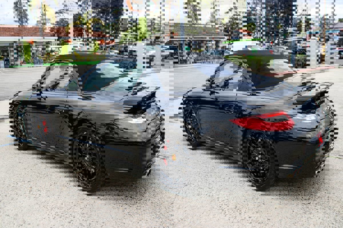 Used 2009 Porsche 911 Carrera S w/ PWR Seat Pkg RWD image 3