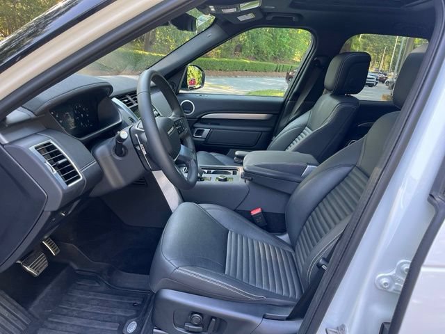 Certified 2025 Land Rover Discovery Dynamic SE AWD/4WD image 5