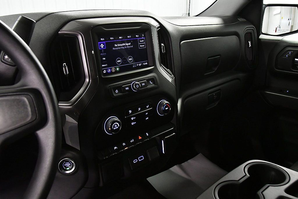 Used 2022 Chevrolet Silverado 1500 Custom image 23