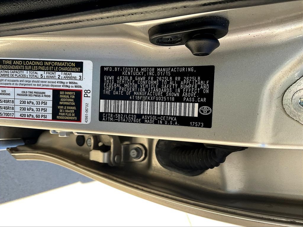 Used 2015 Toyota Camry XSE FWD image 18