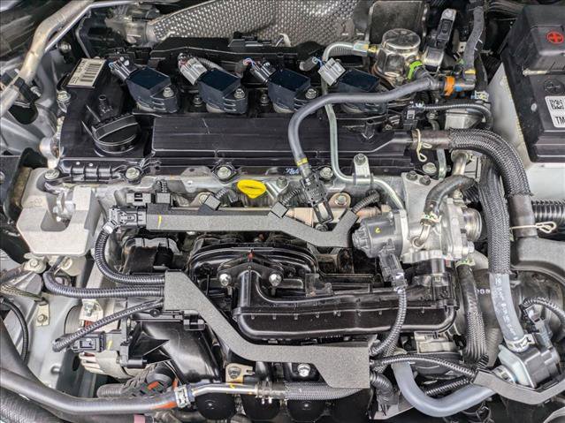 Used 2025 Toyota Corolla Cross XLE w/ Convenience Package image 22