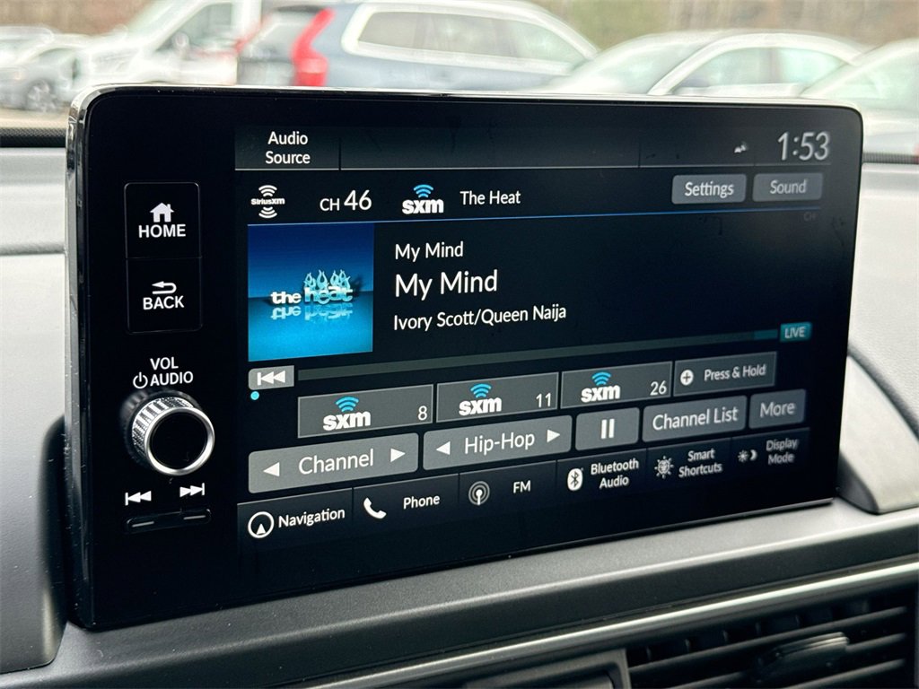 New 2025 Honda Pilot Touring image 12