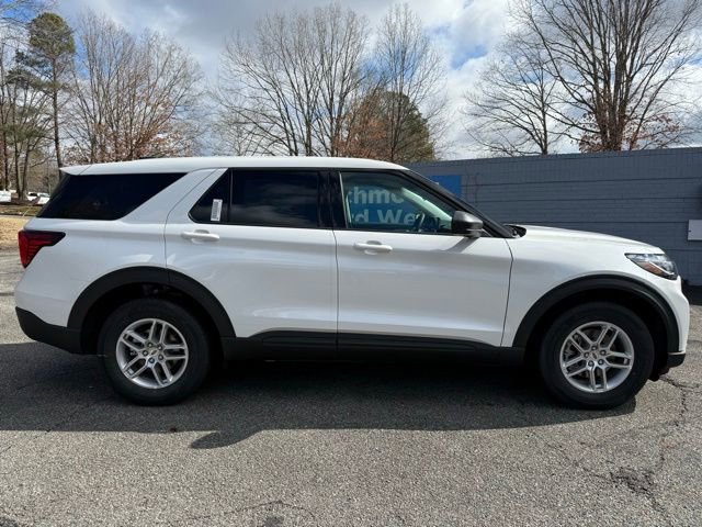 Used 2026 Ford Explorer Active AWD/4WD image 6