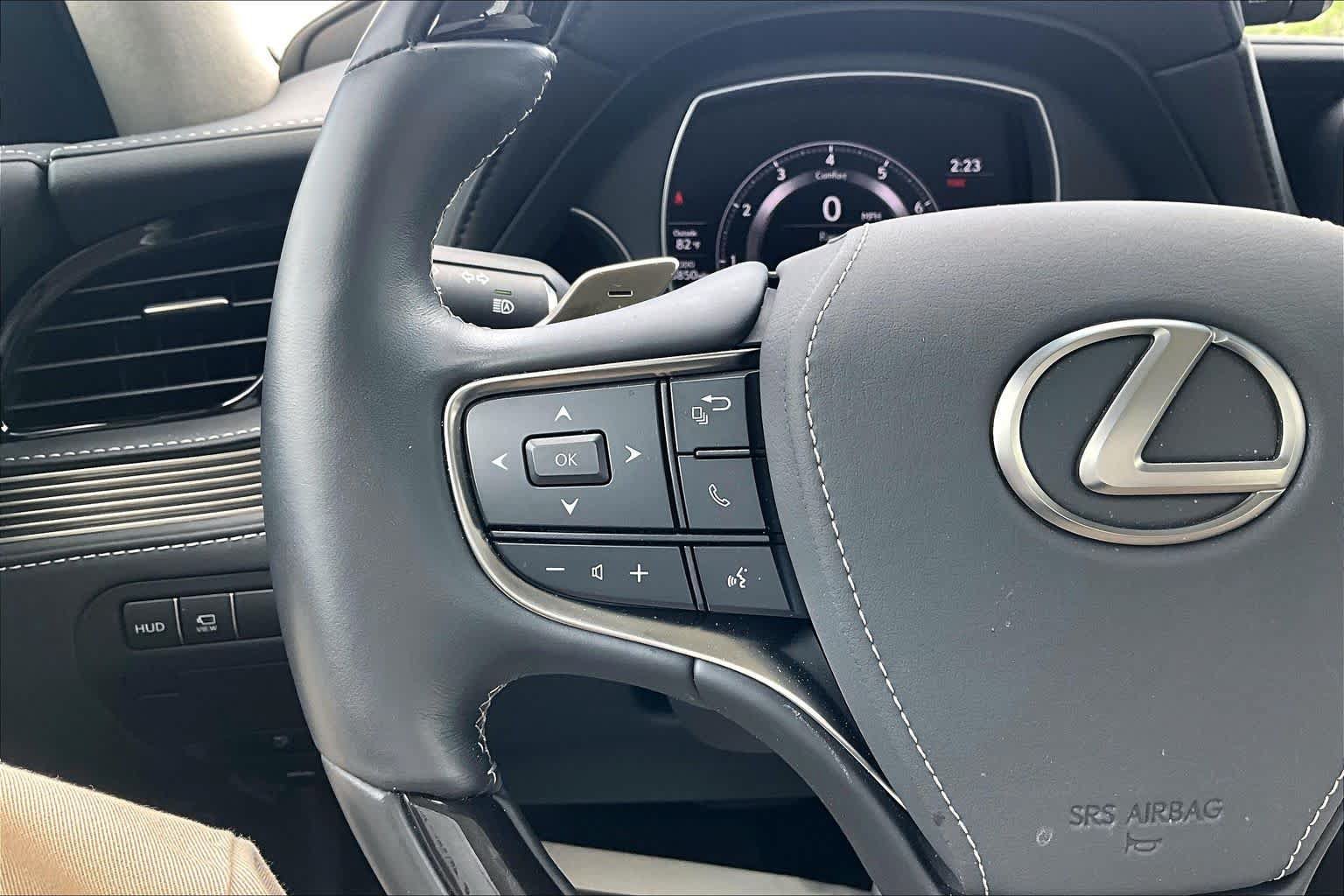 Used 2022 Lexus LS 500 w/ Interior Upgrade Package RWD image 24