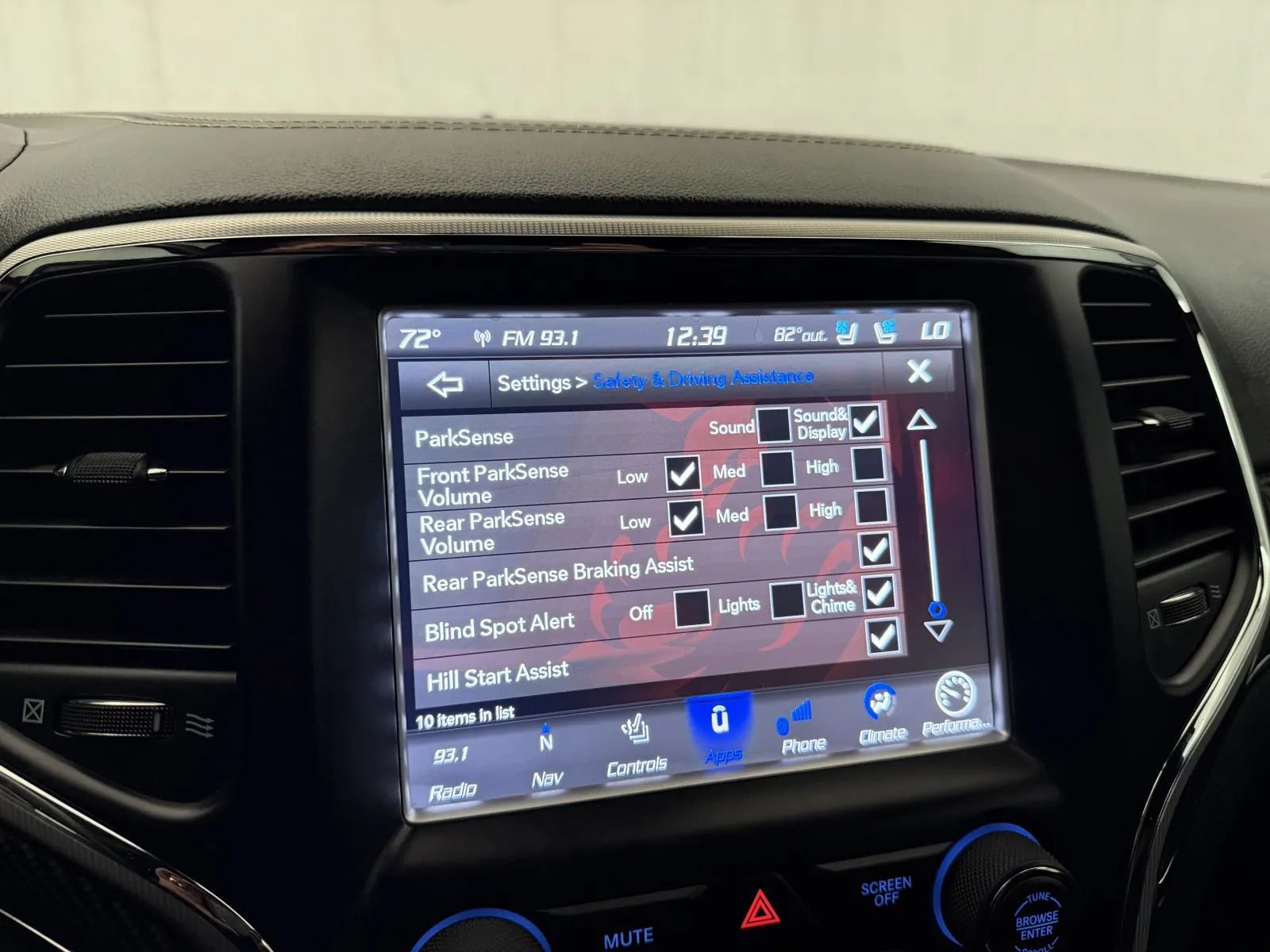 Used 2018 Jeep Grand Cherokee SRT AWD/4WD image 40