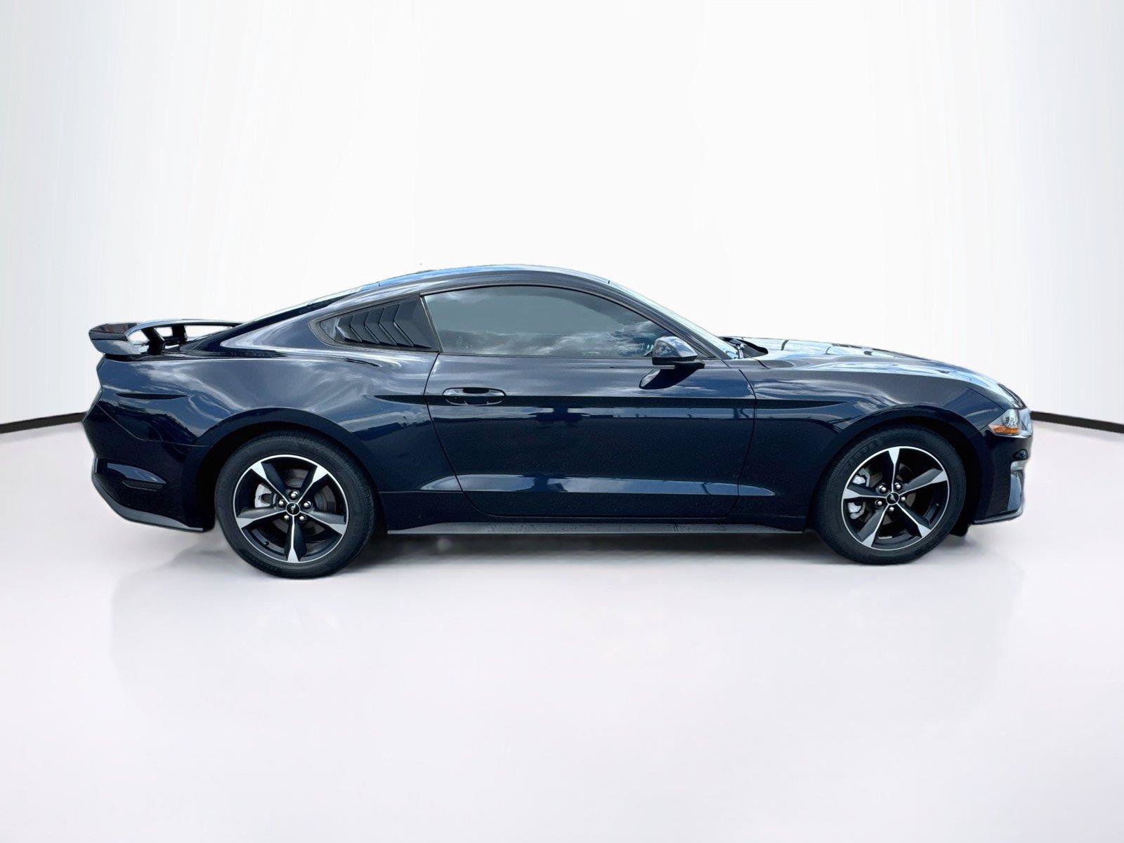Used 2021 Ford Mustang Coupe RWD image 6