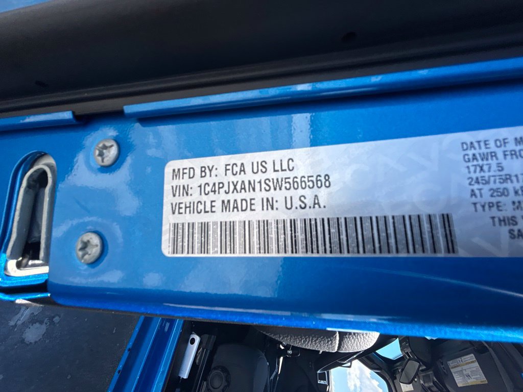 New 2025 Jeep Wrangler Sport AWD/4WD image 40