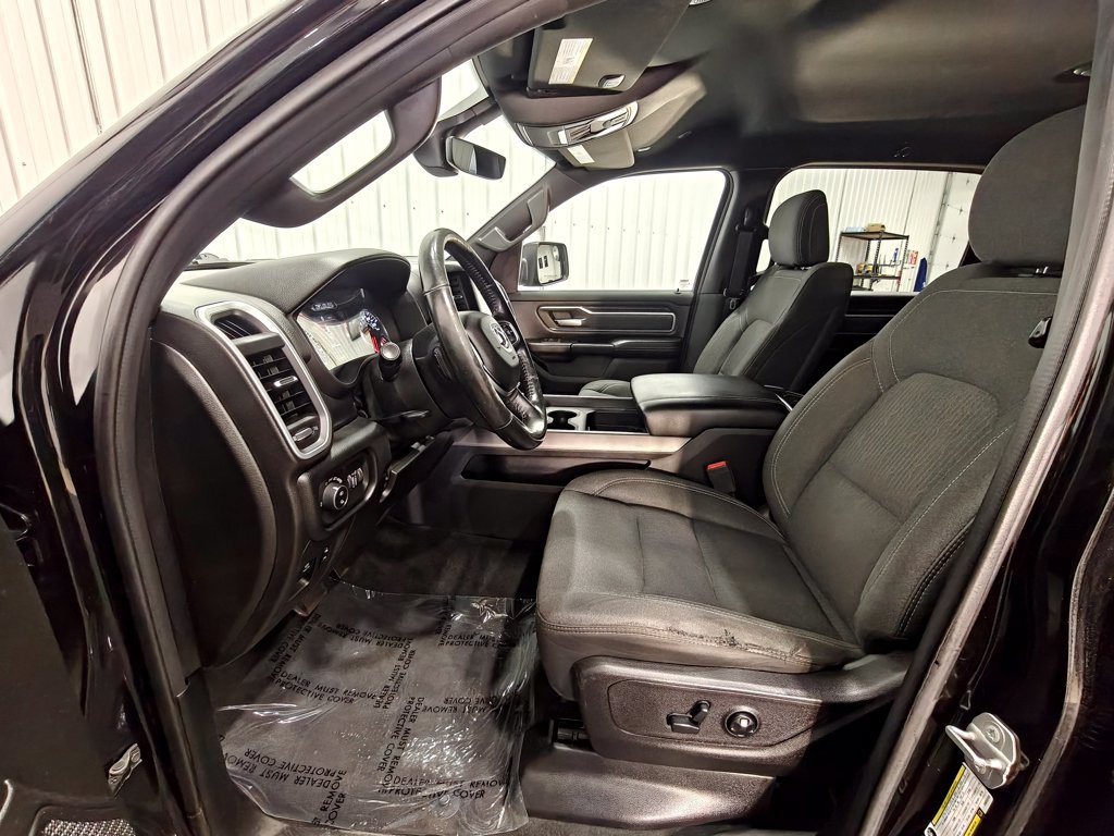Used 2019 RAM 1500 Big Horn AWD/4WD image 30