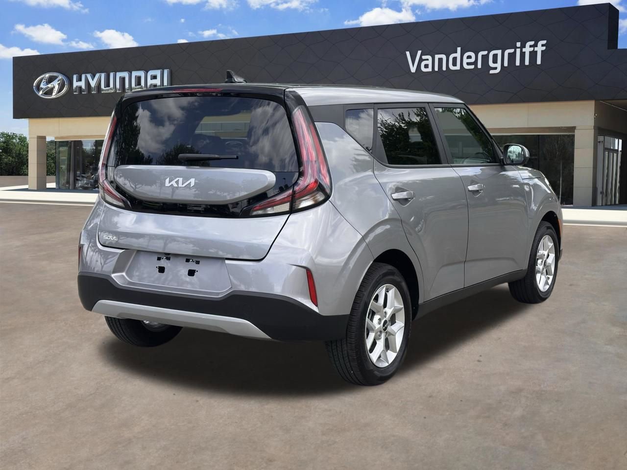 Used 2025 Kia Soul S image 10
