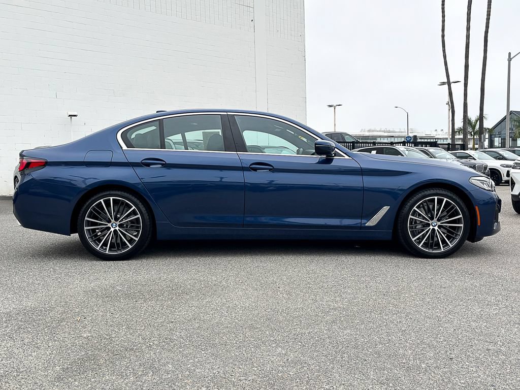 Used 2023 BMW 540i w/ Premium Package RWD image 8