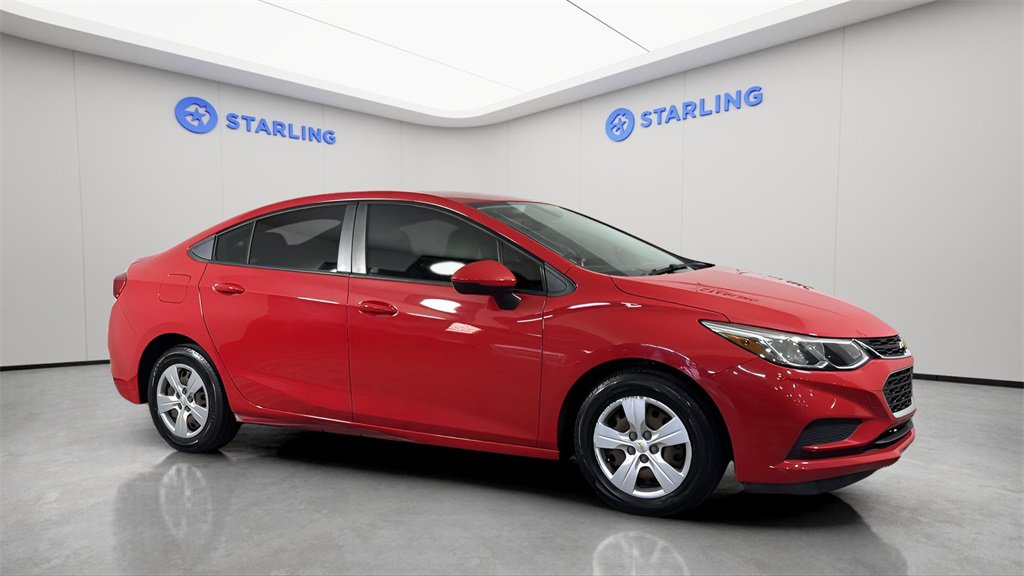 Used 2018 Chevrolet Cruze LS image 12