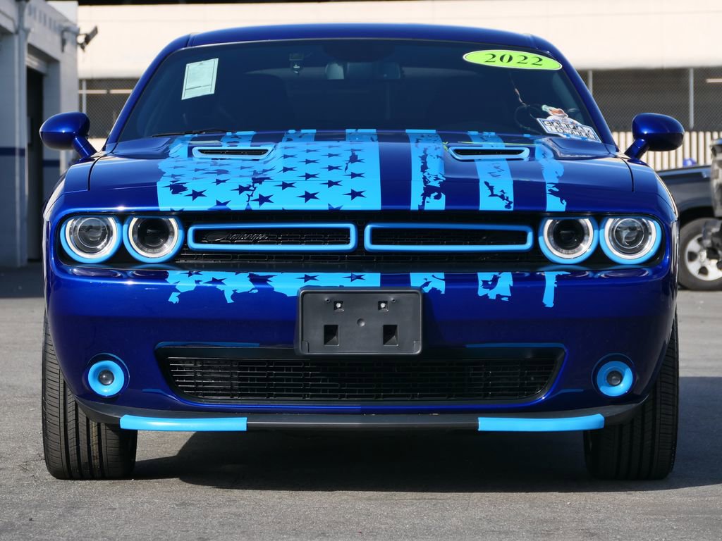 Used 2022 Dodge Challenger SXT w/ Blacktop Package image 8