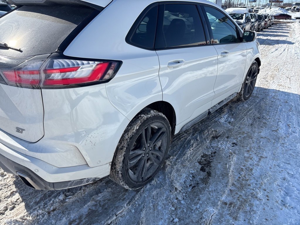 Used 2021 Ford Edge ST w/ Equipment Group 401A image 5