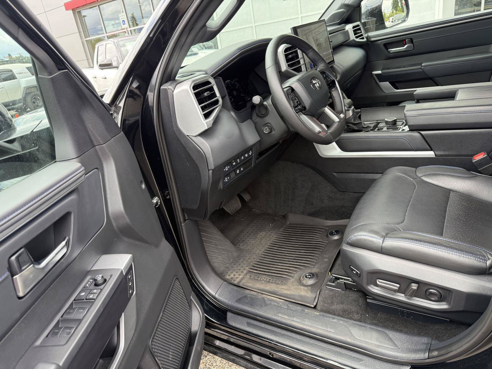 Used 2024 Toyota Tundra Platinum AWD/4WD image 14