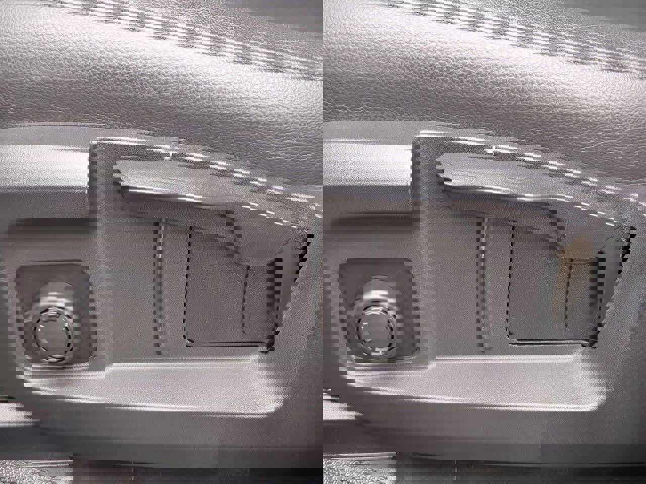 Used 2023 Land Rover Defender 110 S image 16