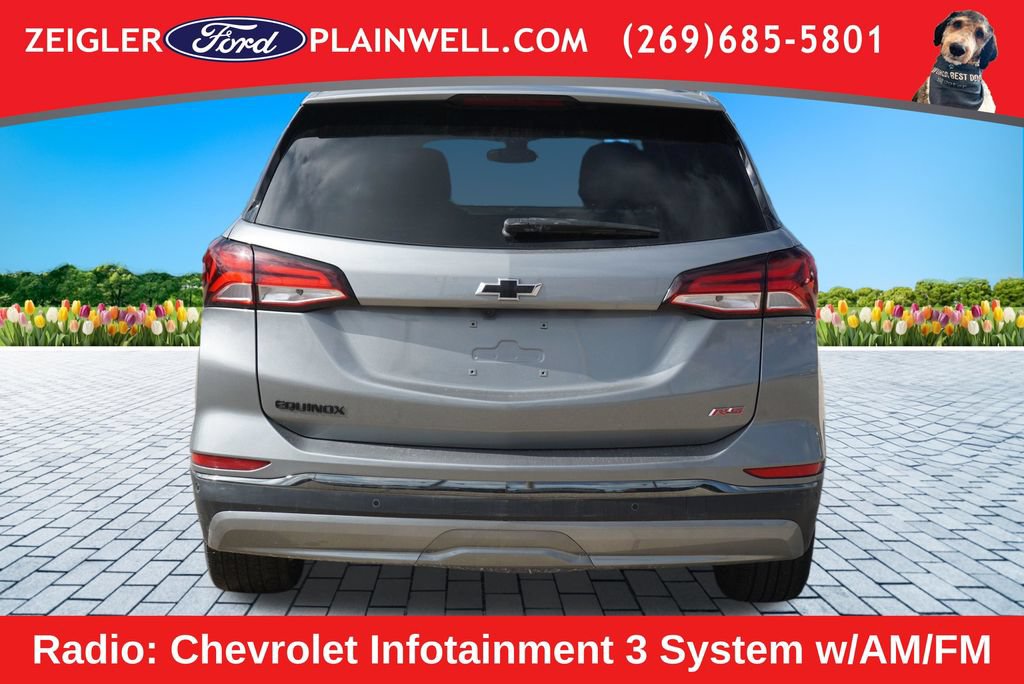 Used 2023 Chevrolet Equinox RS w/ LPO, Floor Liner Package FWD image 4