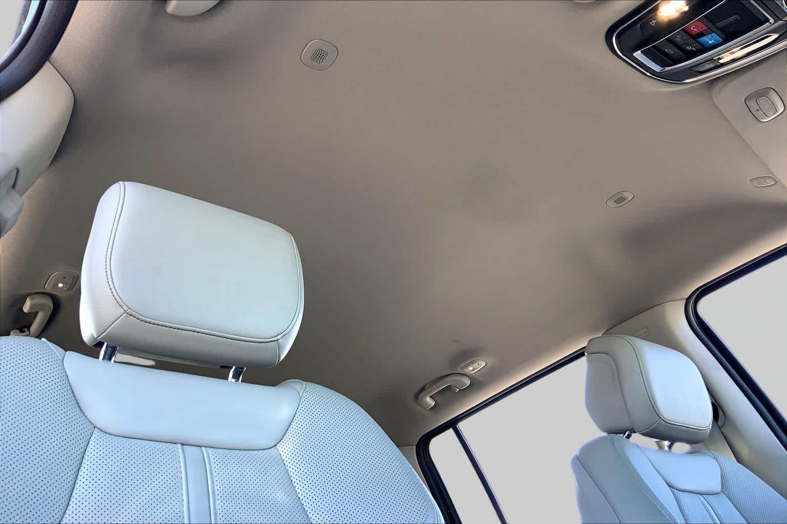 Used 2024 Jeep Wagoneer Series II w/ Flexible Seating Group RWD image 14
