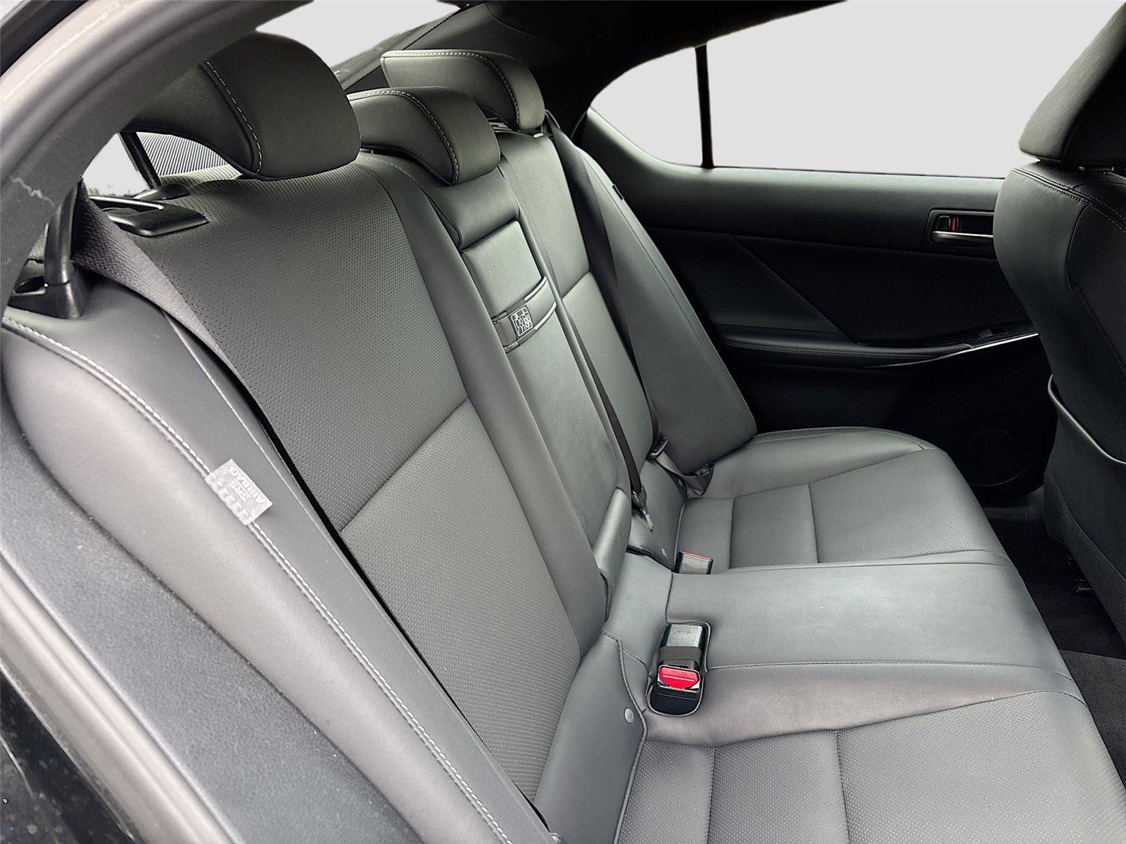 Used 2022 Lexus IS 300 AWD w/ Premium Package image 31