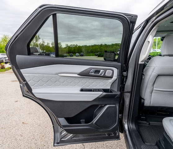 New 2026 Ford Explorer Platinum AWD/4WD image 16