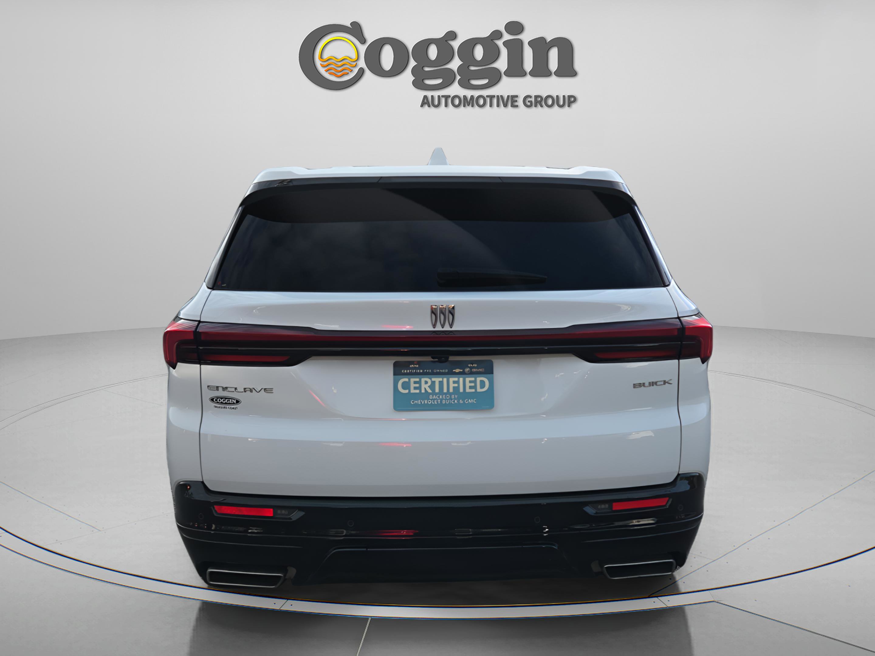 Used 2025 Buick Enclave Sport Touring w/ Power Package image 4