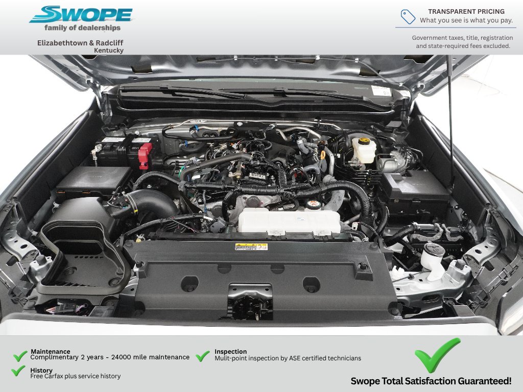 Used 2025 Toyota Tacoma SR5 AWD/4WD image 26