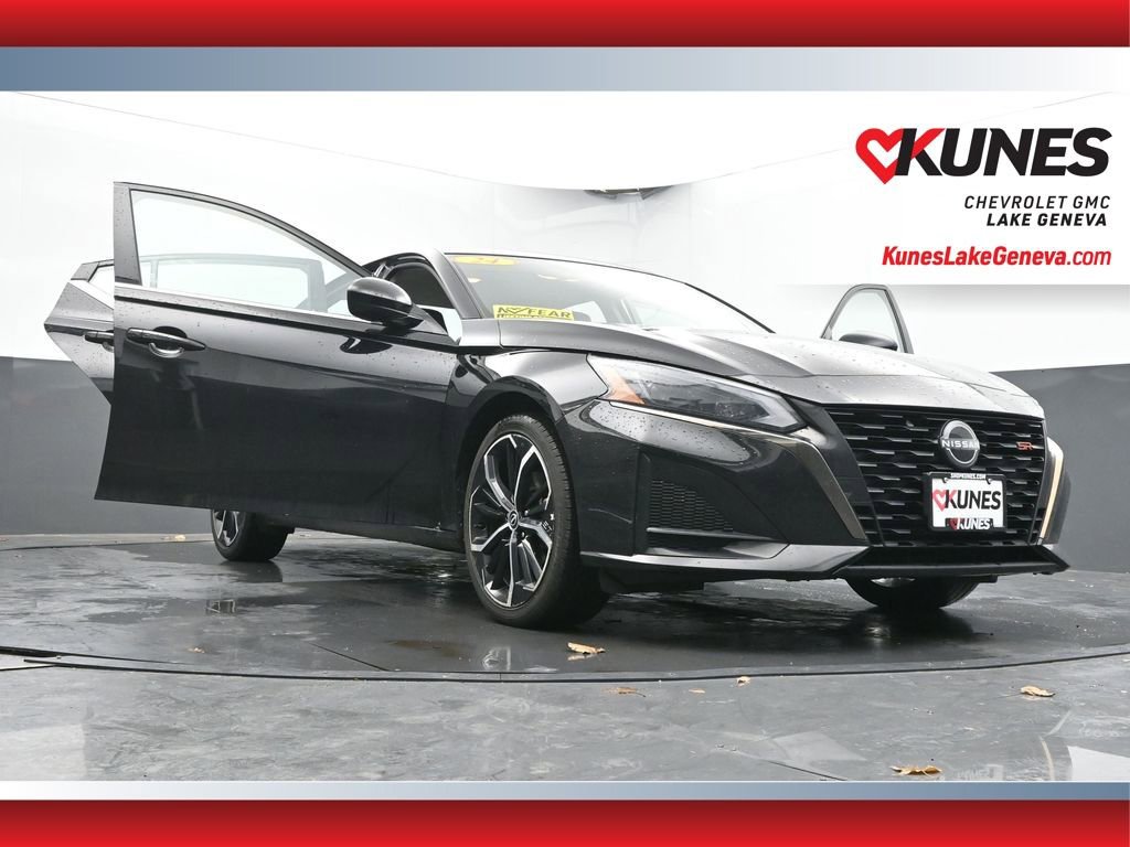 Used 2024 Nissan Altima 2.5 SR image 65