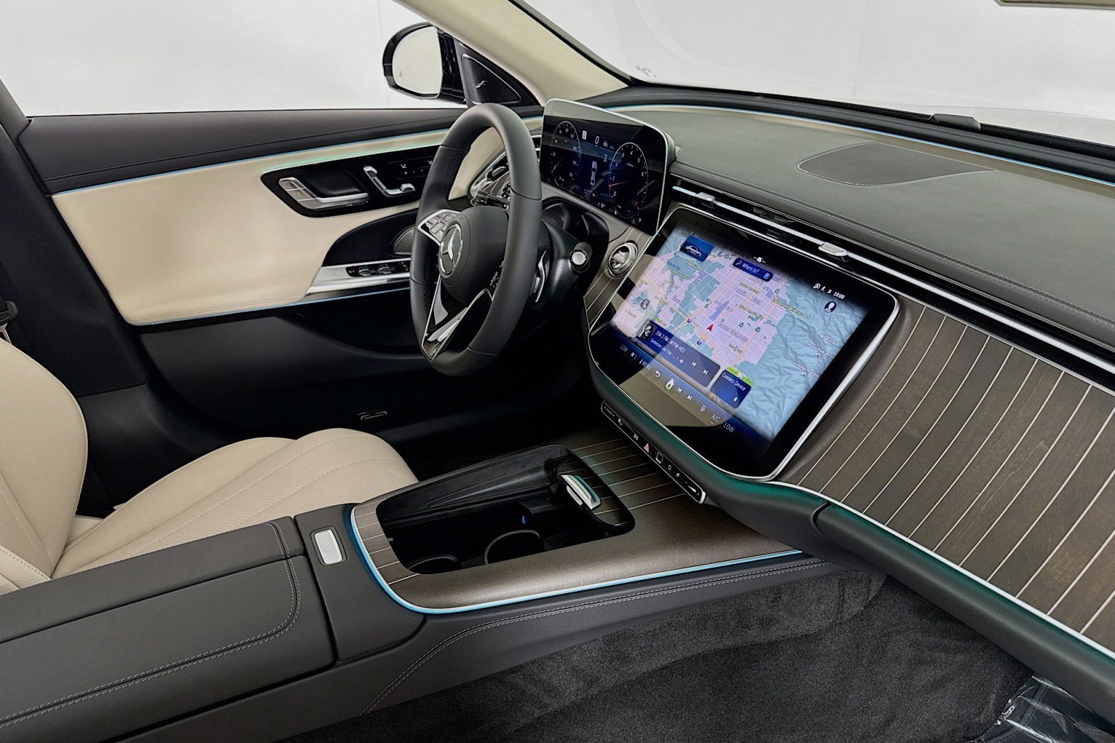 New 2026 Mercedes-Benz E 450 4MATIC Sedan image 15