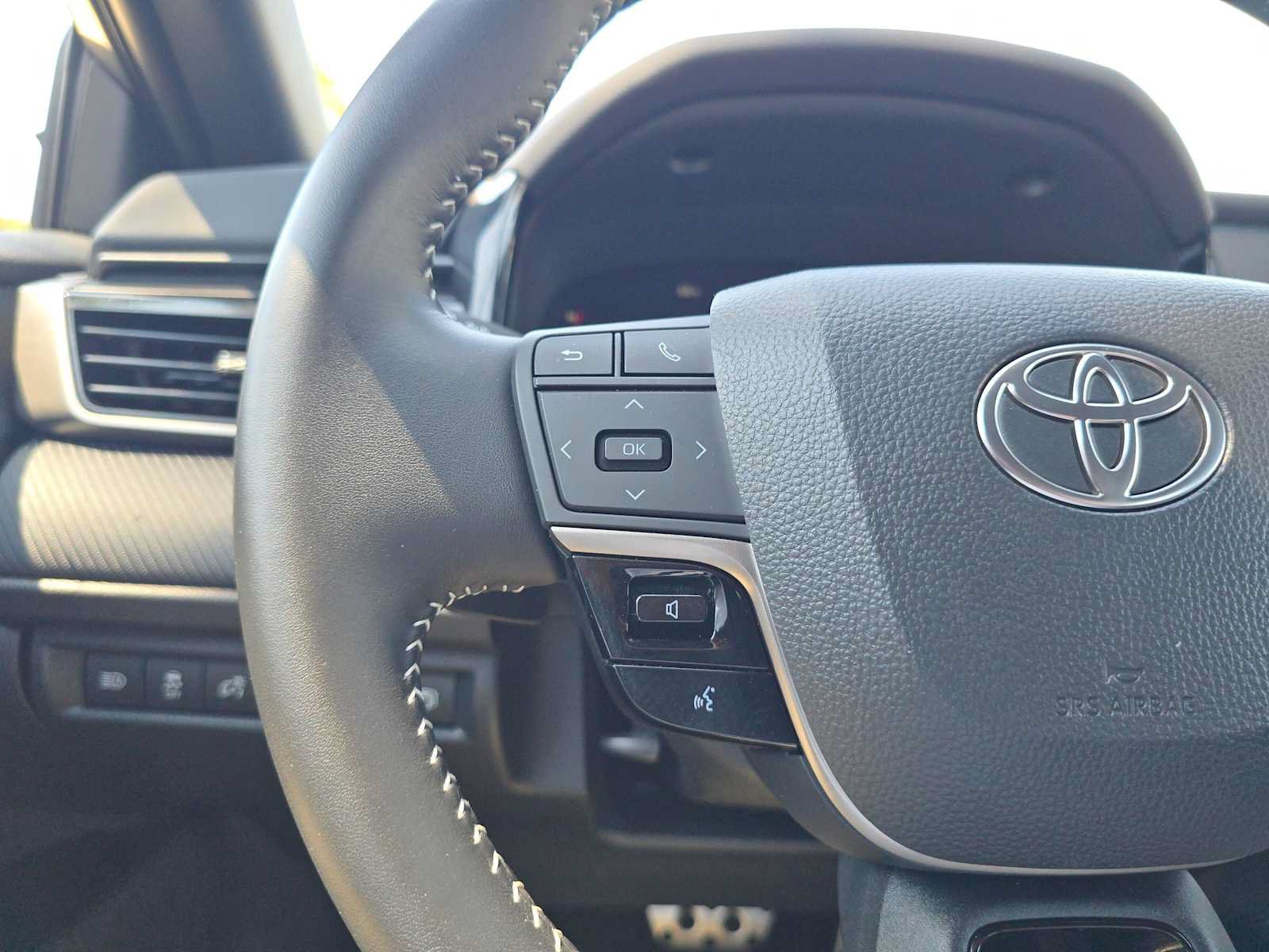 Certified 2026 Toyota Camry SE FWD image 31