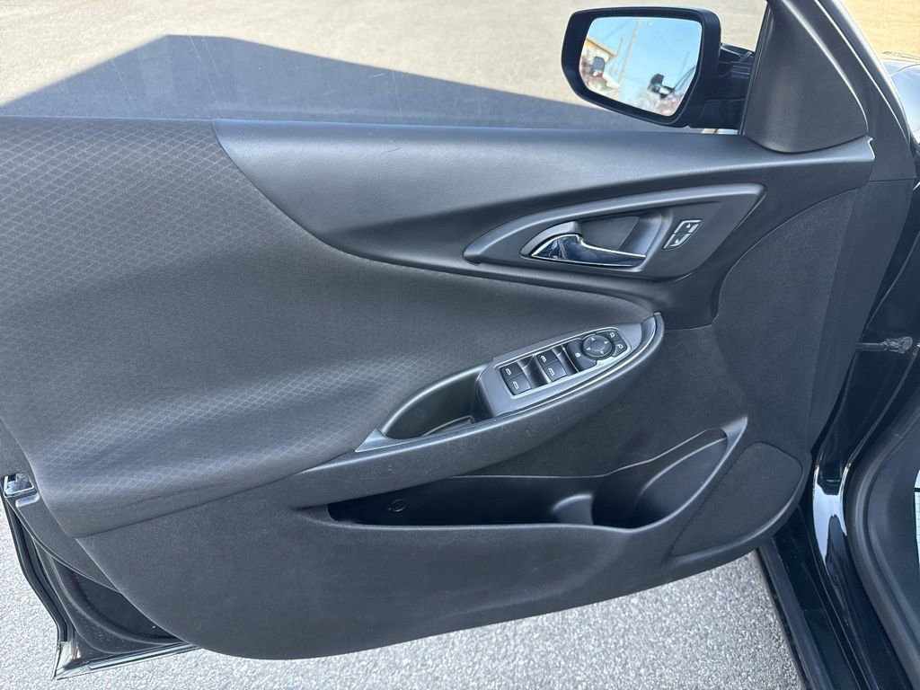 Used 2020 Chevrolet Malibu LT image 13