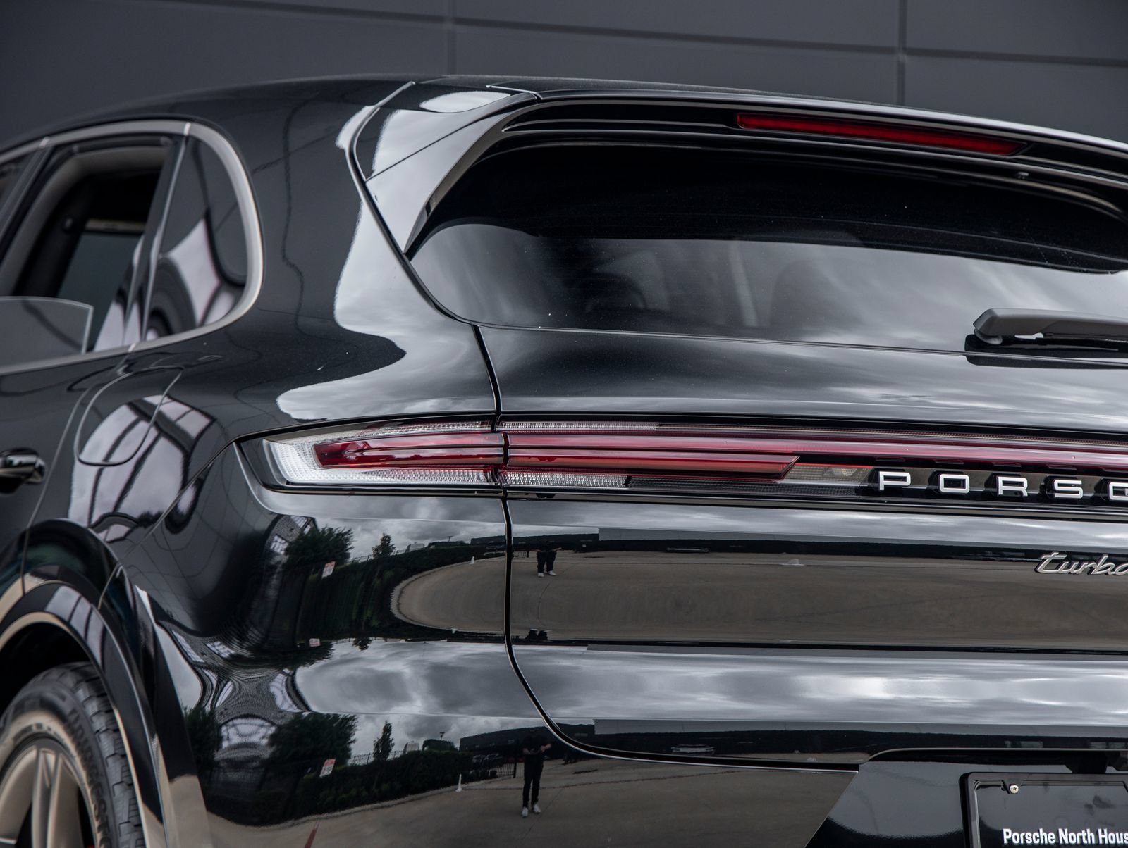 New 2025 Porsche Cayenne Turbo AWD/4WD image 13