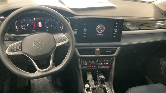 New 2026 Volkswagen Taos SEL AWD/4WD image 11