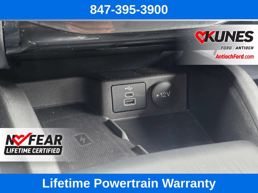 Certified 2025 Ford Escape Platinum AWD/4WD image 42